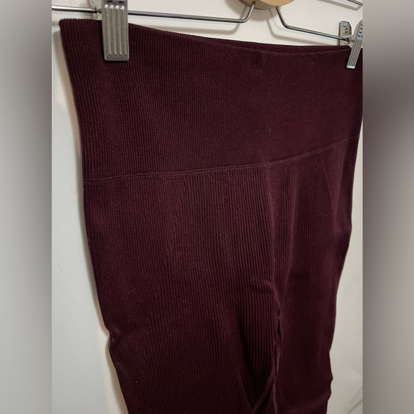 Betsey Johnson Ribbed Fleece Lined Leggings, Size M - Picture 2 of 3